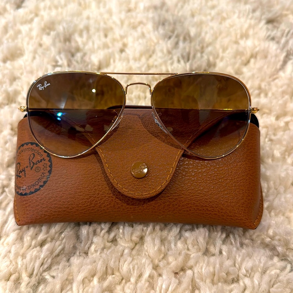 Used Raybans women’s